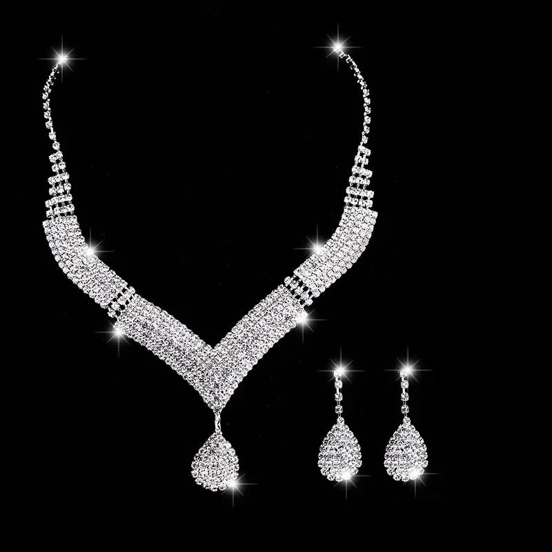 Premium Diamond V-Neck Jewelry Set for Pakistani Women